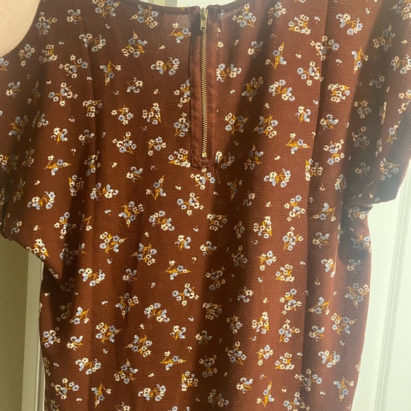 Perfect for fall!🍂 - Picture 2 of 2